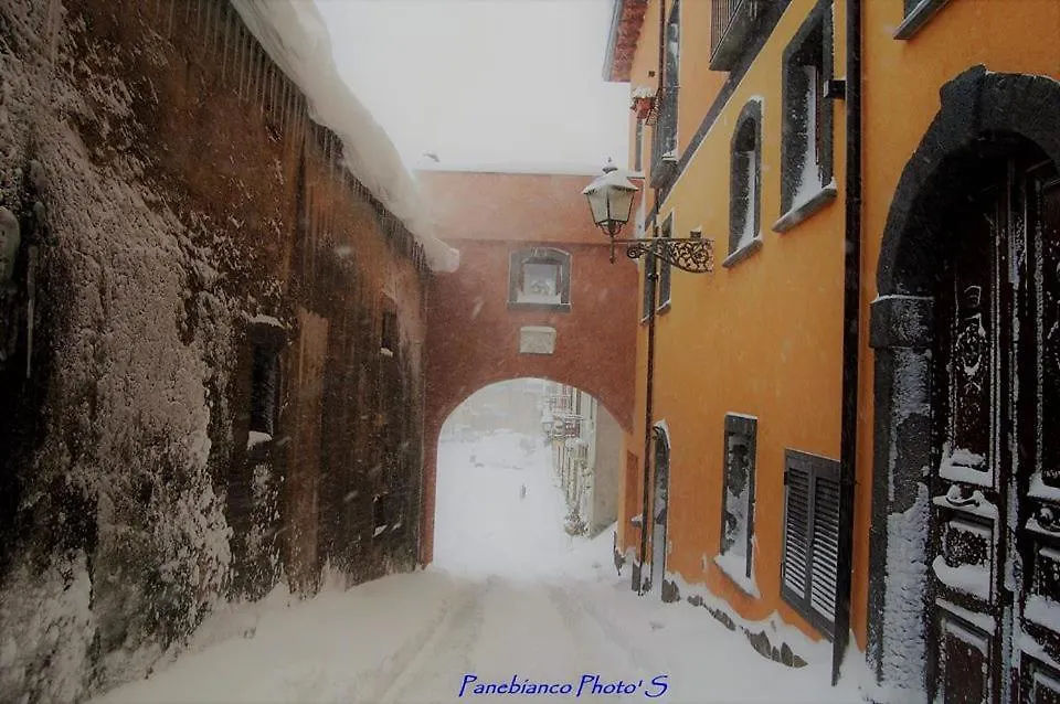 L'Arco Dei Sogni Hotel Malvagna 3*,