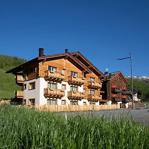 https://hotel-li-anta-rossa.it-lombardy.com