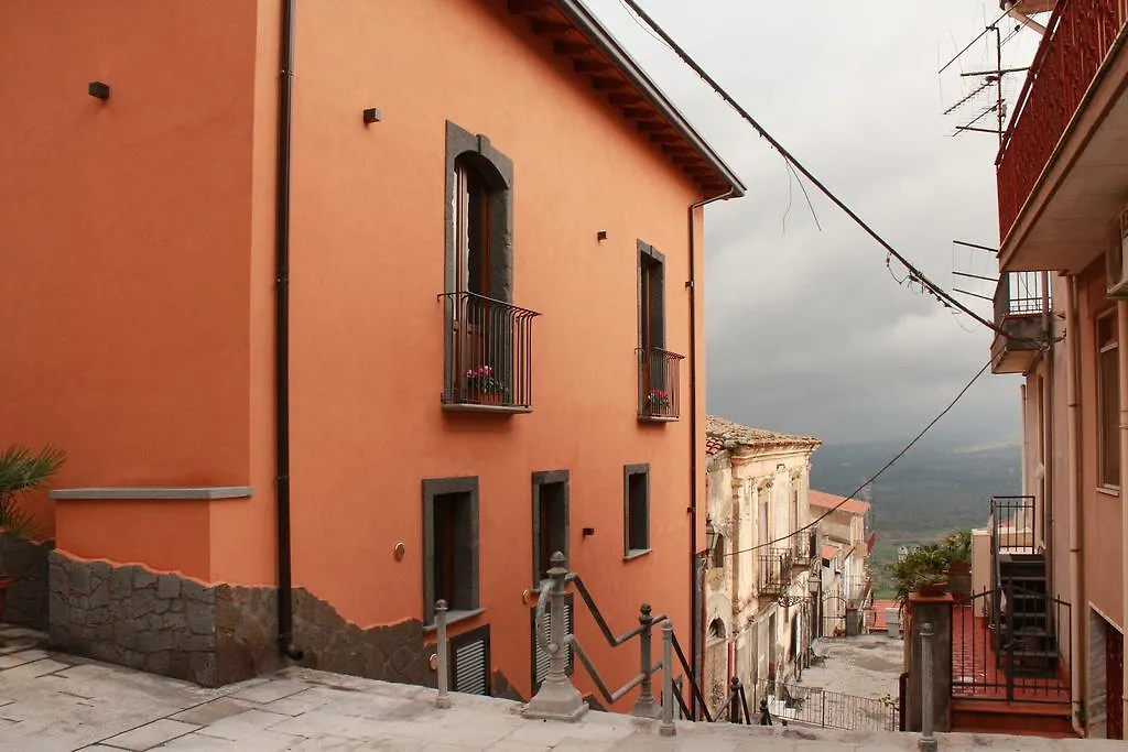 L'Arco Dei Sogni Hotel Malvagna 3*,