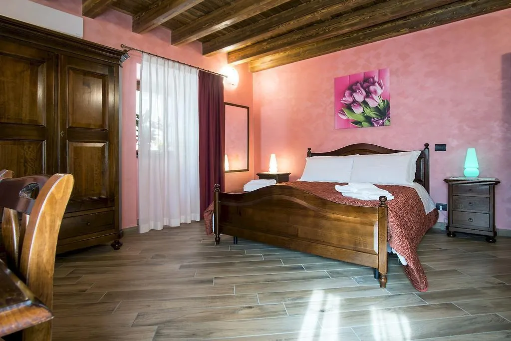 L'Arco Dei Sogni Hotel Malvagna 3*,  Italy